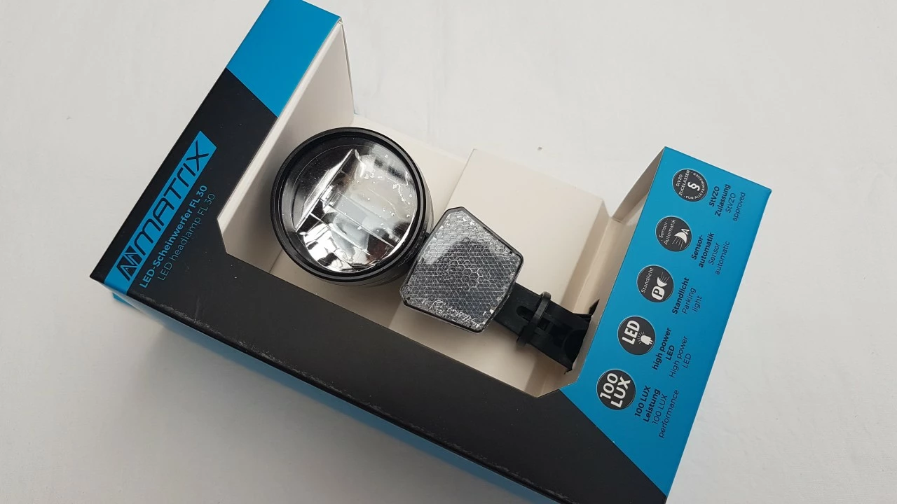 MATRIX LED Scheinwerfer 100 LUX FL30 Standlicht + Sensor 6 MATRIX LED Scheinwerfer 100 LUX FL30 Standlicht + Sensor – Bild 4