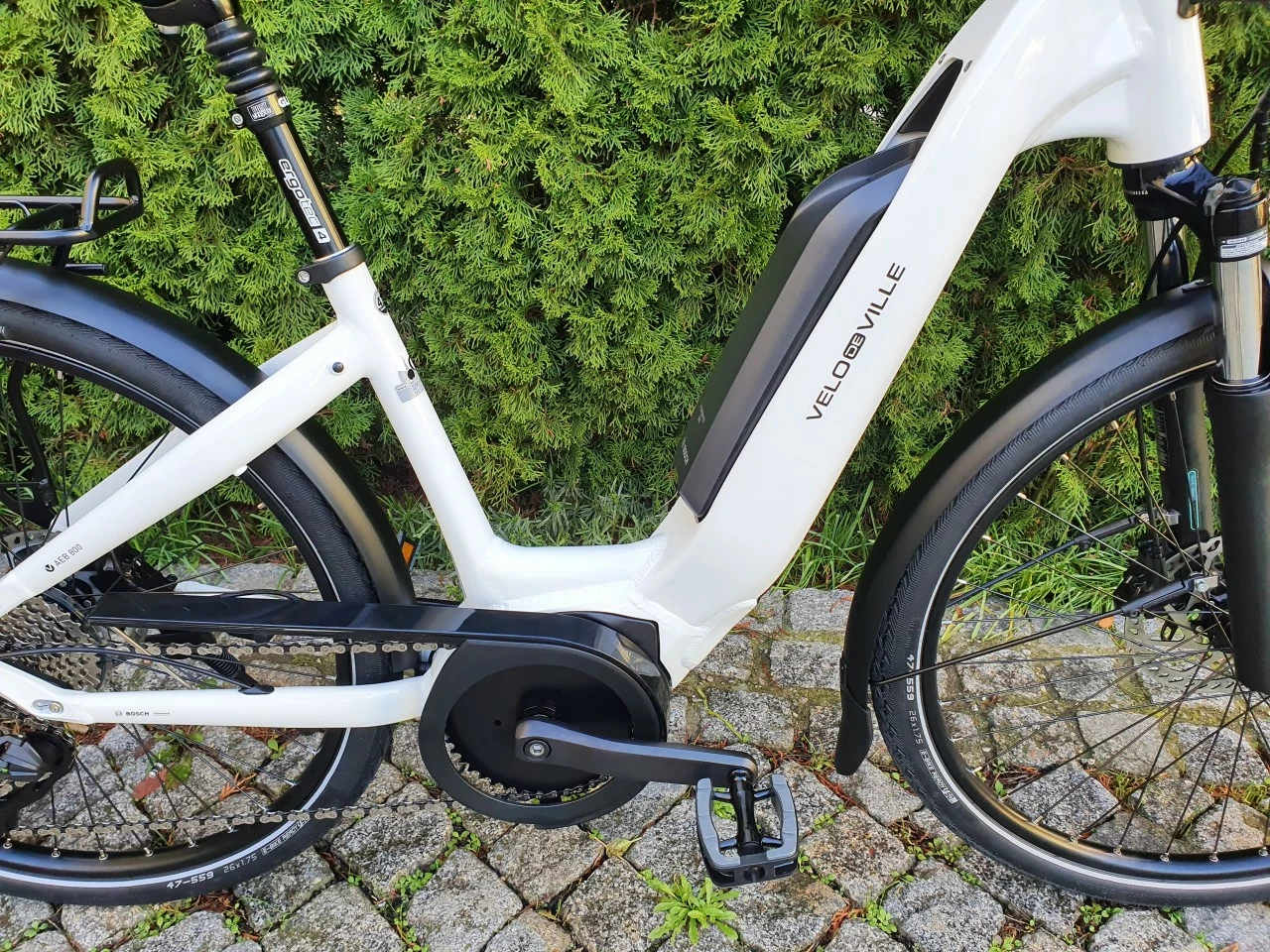 Vélo De Ville Velo De Ville AEB800 26" Wave Weiß Glanz 500 WH 4 Vélo De Ville Velo De Ville AEB800 26" Wave Weiß Glanz 500 WH – Bild 2