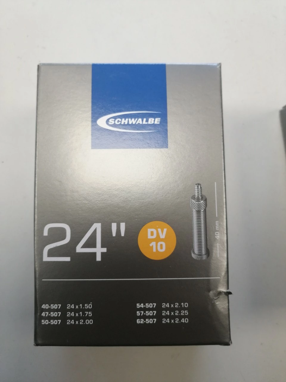 Schwalbe Fahrradschlauch DV Ventil Nr. 10 24" 40 Mm 40/62-507 3 Schwalbe Fahrradschlauch DV Ventil Nr. 10 24" 40 Mm 40/62-507