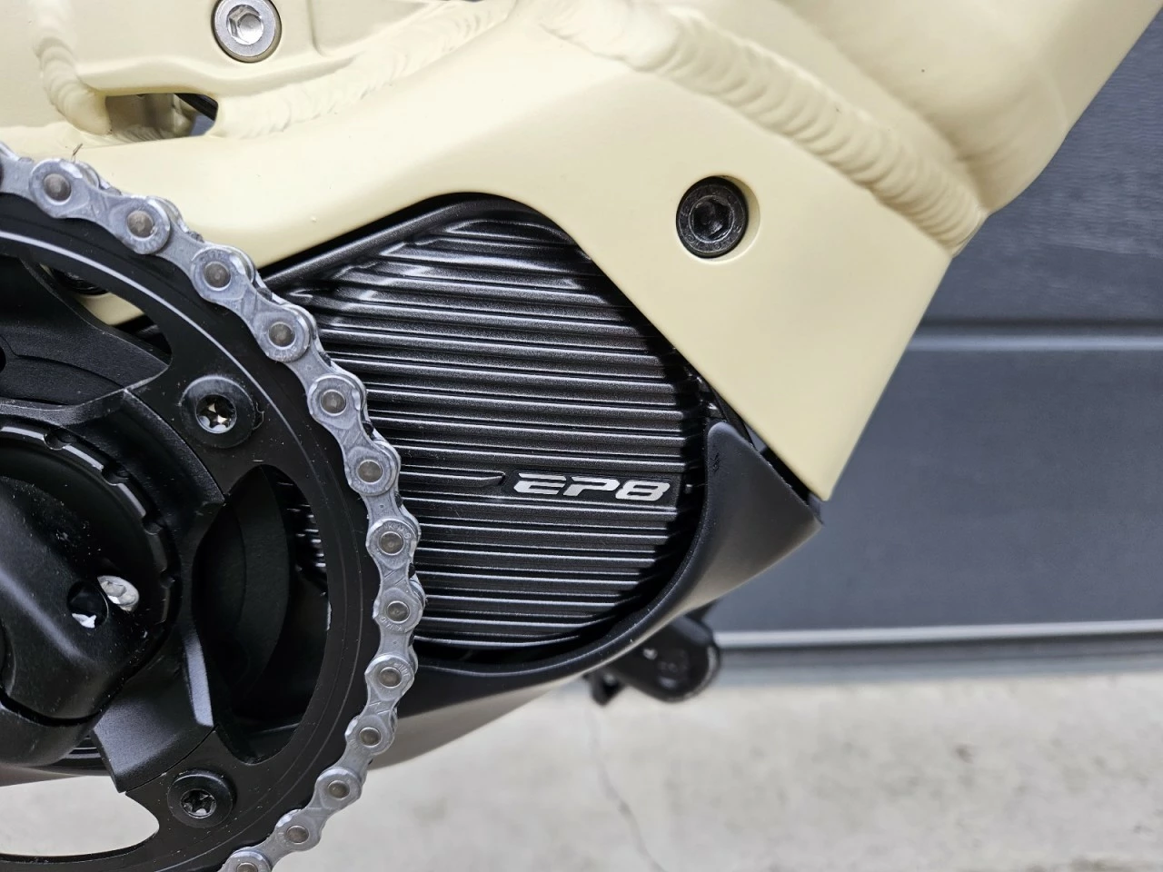 BESV TRS 1.5 Khaki Sand Matt 630 Wh 6 BESV TRS 1.5 Khaki Sand Matt 630 Wh – Bild 4