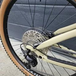 BESV TRS 1.5 Khaki Sand Matt 630 Wh 14 BESV TRS 1.5 Khaki Sand Matt 630 Wh -E-Bikes Verkäufe BESV TRS 1 5 1280x1280