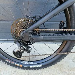 Hohe Acht Bikes HOHEACHT BESTA Monto Gr.XL/52 Cm E-MTB Fully 160mm Shimano EP8 625 Wh Nebelkrähe 10 Hohe Acht Bikes HOHEACHT BESTA Monto Gr.XL/52 Cm E-MTB Fully 160mm Shimano EP8 625 Wh Nebelkrähe -E-Bikes Verkäufe HoheAcht Besta Monto Nebelkr he 2 1280x1280