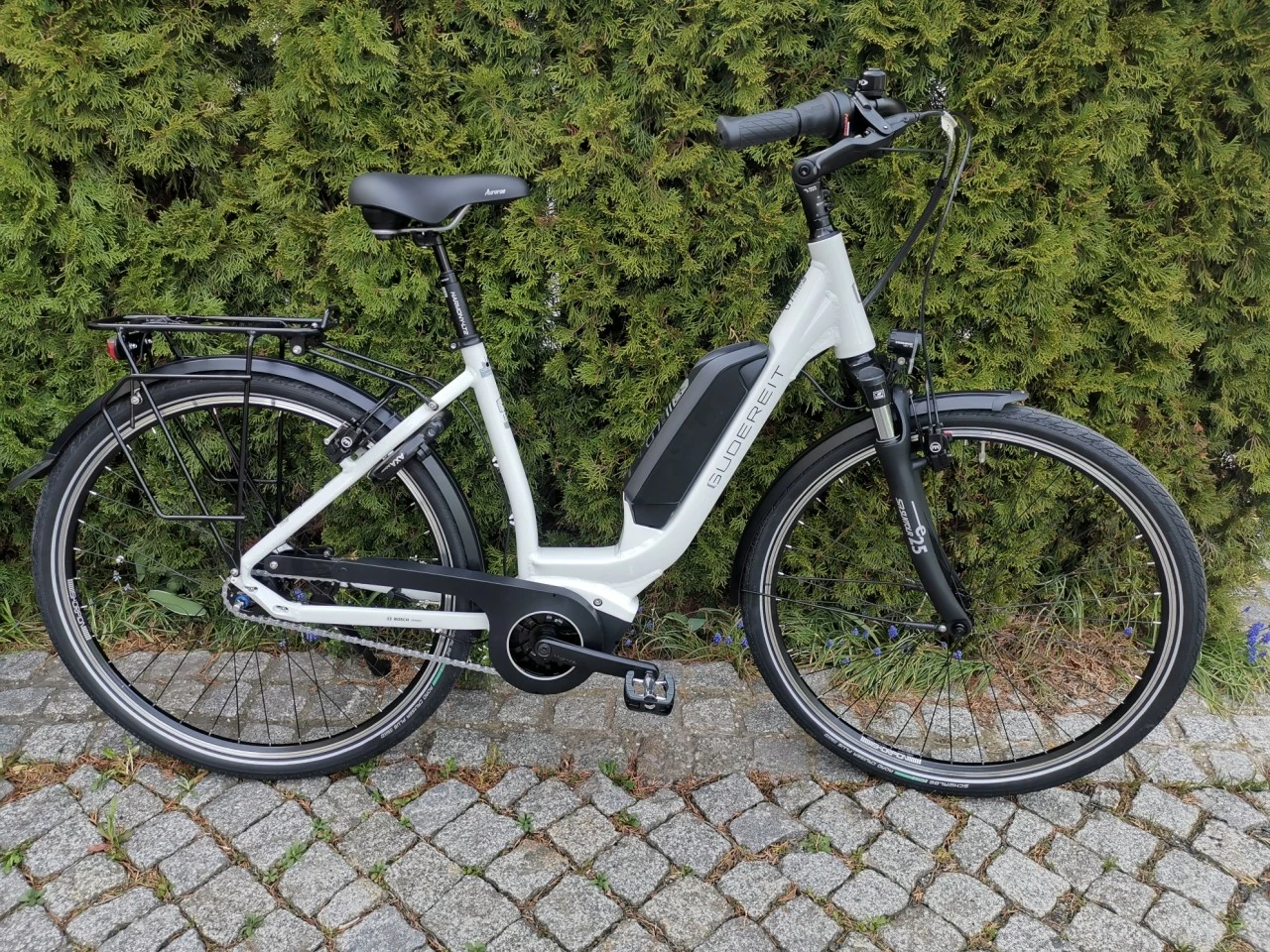 GUDEREIT EC-3 RT Einrohr 45 Cm Weiß Glanz 500 WH 3 GUDEREIT EC-3 RT Einrohr 45 Cm Weiß Glanz 500 WH