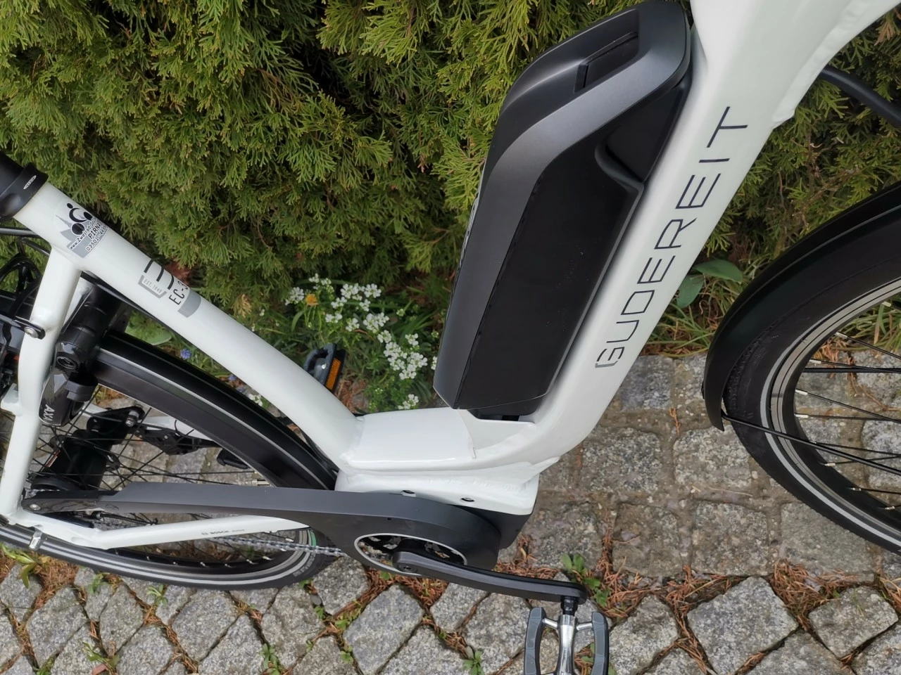 GUDEREIT EC-3 RT Einrohr 45 Cm Weiß Glanz 500 WH 4 GUDEREIT EC-3 RT Einrohr 45 Cm Weiß Glanz 500 WH – Bild 2