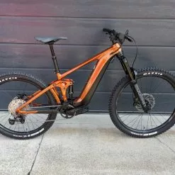 GIANT REIGN E+ 3 2022 Amber Glow Black