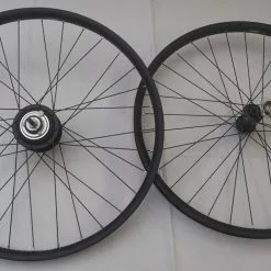 Shimano 27,5" Deore + Nexus Di2 SG-C7050-5D Center-Lock Laufradsatz