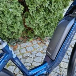 Vélo De Ville Velo De Ville AEB400 26" Wave Night Blue 500 WH 8 Vélo De Ville Velo De Ville AEB400 26" Wave Night Blue 500 WH -E-Bikes Verkäufe Velo de Ville AEB dunkelblau 2023 2 1280x1280