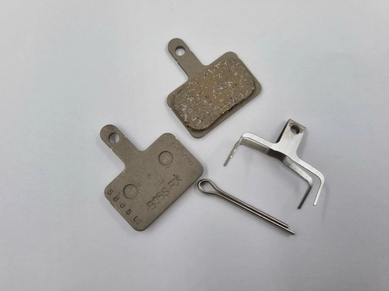 Shimano Scheibenbremsbeläge B05S-RX Resin Stahl 1 Paar Lose In Verpackung 3 Shimano Scheibenbremsbeläge B05S-RX Resin Stahl 1 Paar Lose In Verpackung