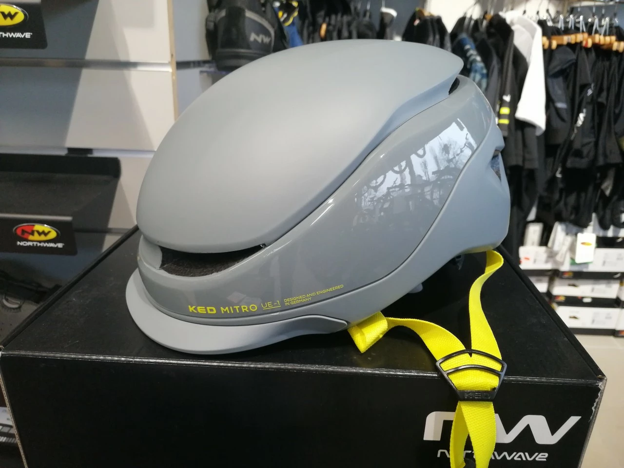 KED Mitro UE-1 M 52-58cm Grau Fahrradhelm MIPS 3 KED Mitro UE-1 M 52-58cm Grau Fahrradhelm MIPS