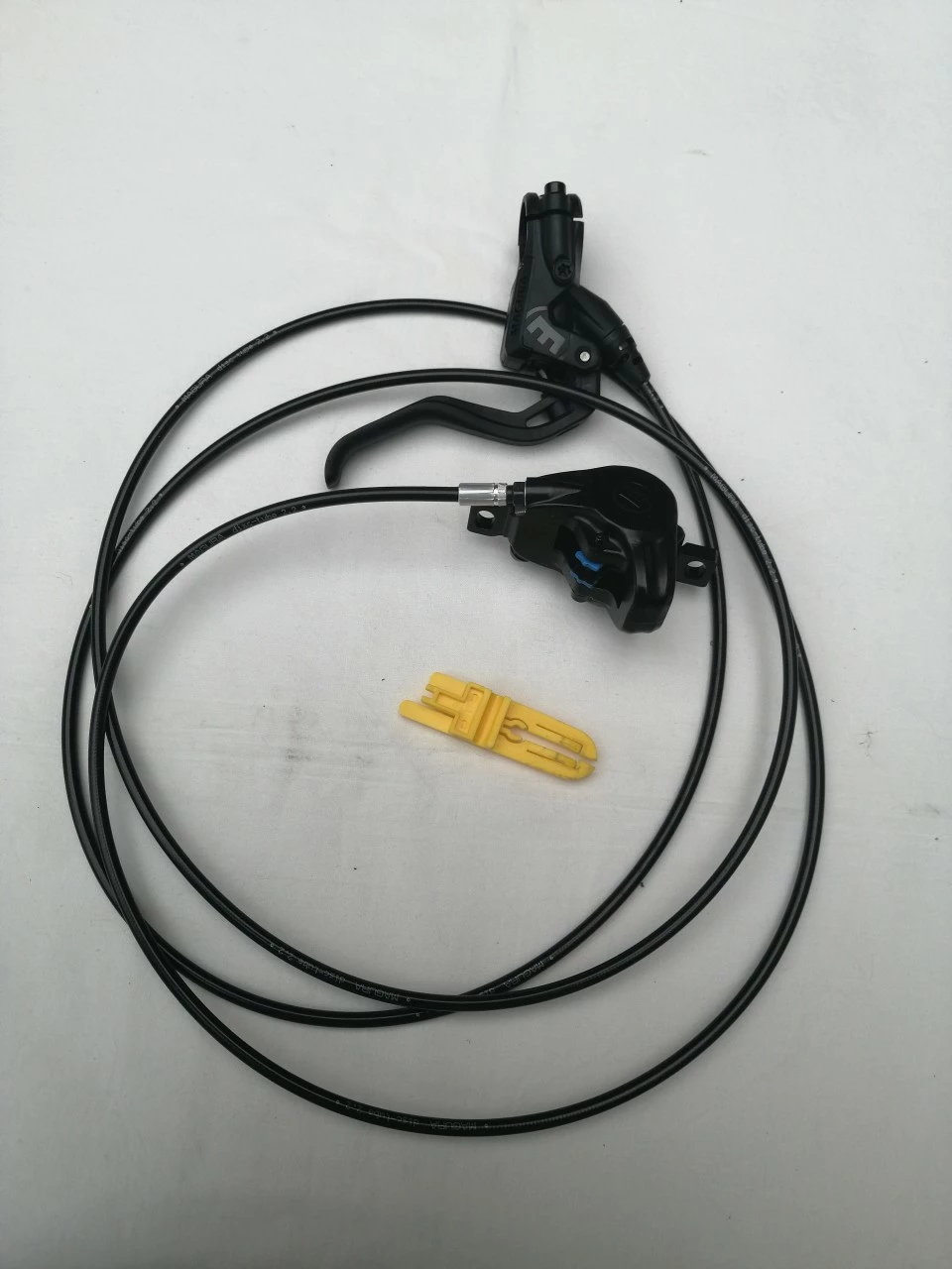 Magura MT SPORT, 2-Finger Carbotecture®-Hebel, Li/re Verwendbar, 2.200 Mm Leitungslänge, Einzelbrems 2 Magura MT SPORT, 2-Finger Carbotecture®-Hebel, Li/re Verwendbar, 2.200 Mm Leitungslänge, Einzelbrems