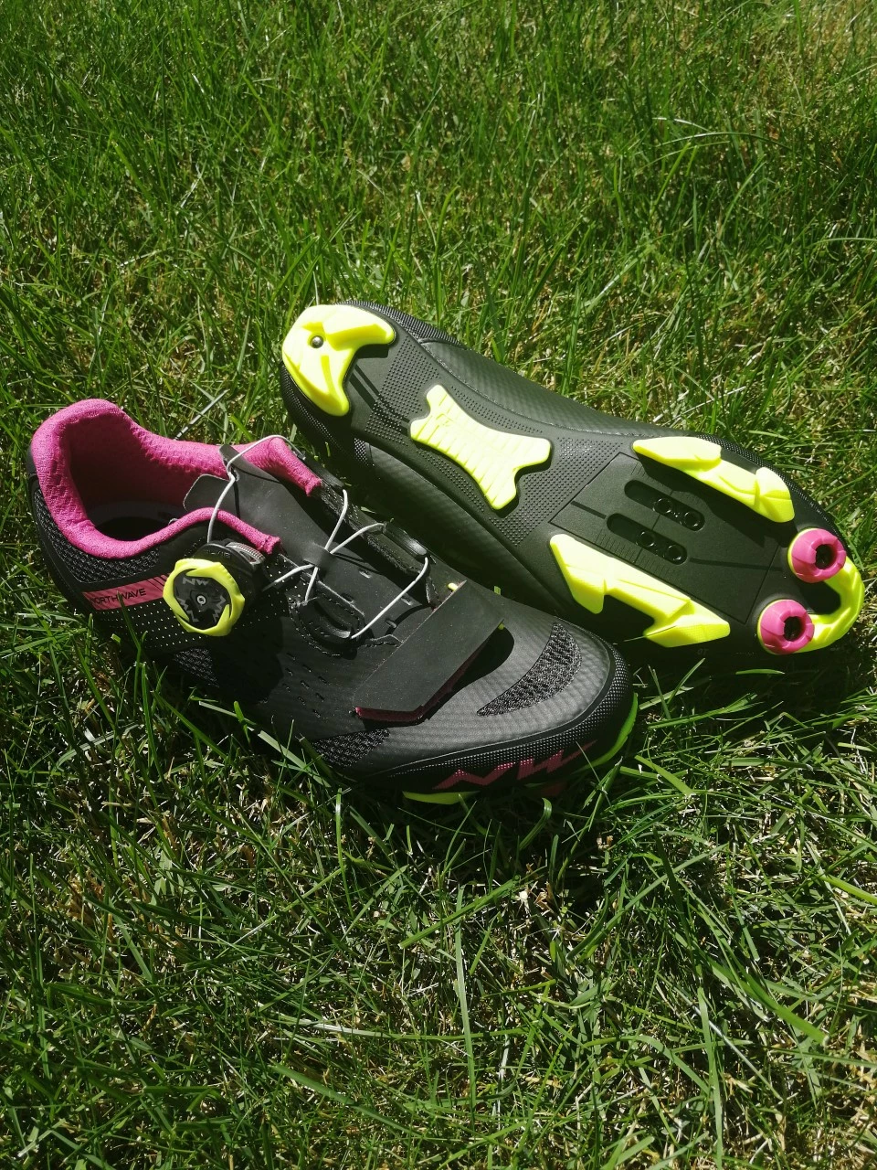 Northwave Razer WMN Damen MTB Schuh Schwarz Fuchsia Gelb 2021 6 Northwave Razer WMN Damen MTB Schuh Schwarz Fuchsia Gelb 2021 – Bild 4