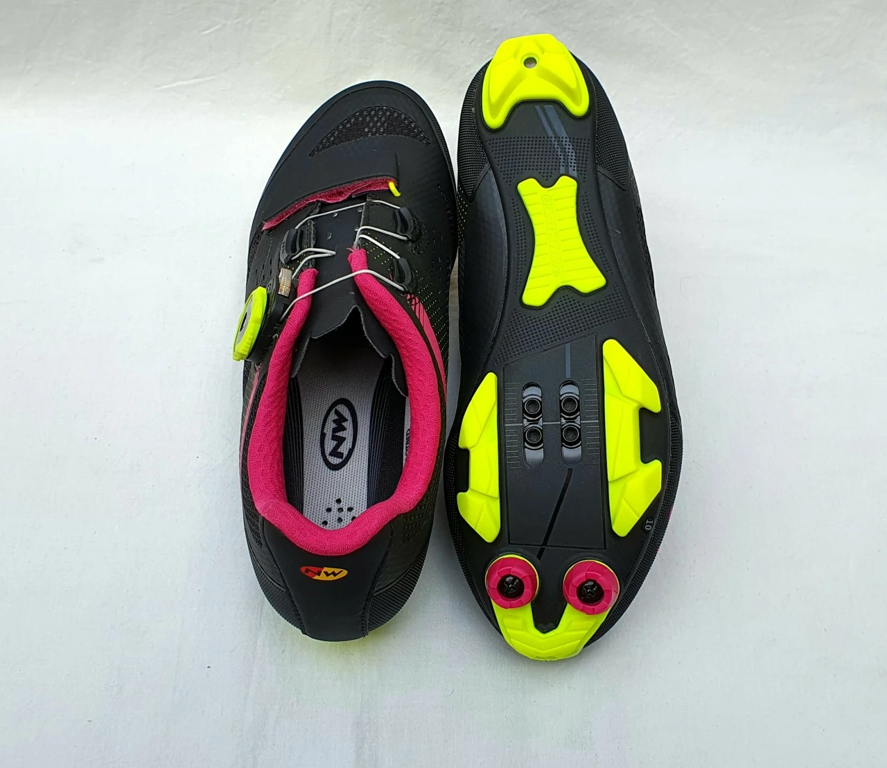 Northwave Razer WMN Damen MTB Schuh Schwarz Fuchsia Gelb 2021 4 Northwave Razer WMN Damen MTB Schuh Schwarz Fuchsia Gelb 2021 – Bild 2